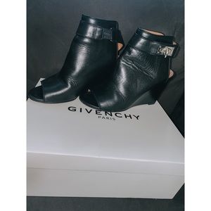 Leather peep toe wedge